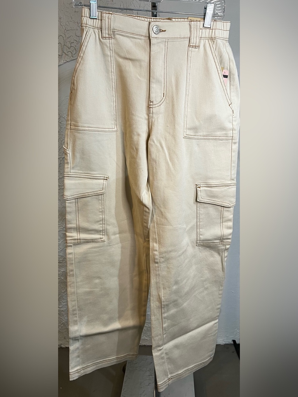 Madden NYC Cream Cargo Skater Wide Leg Pants Jr & Adult Size M with Stretch